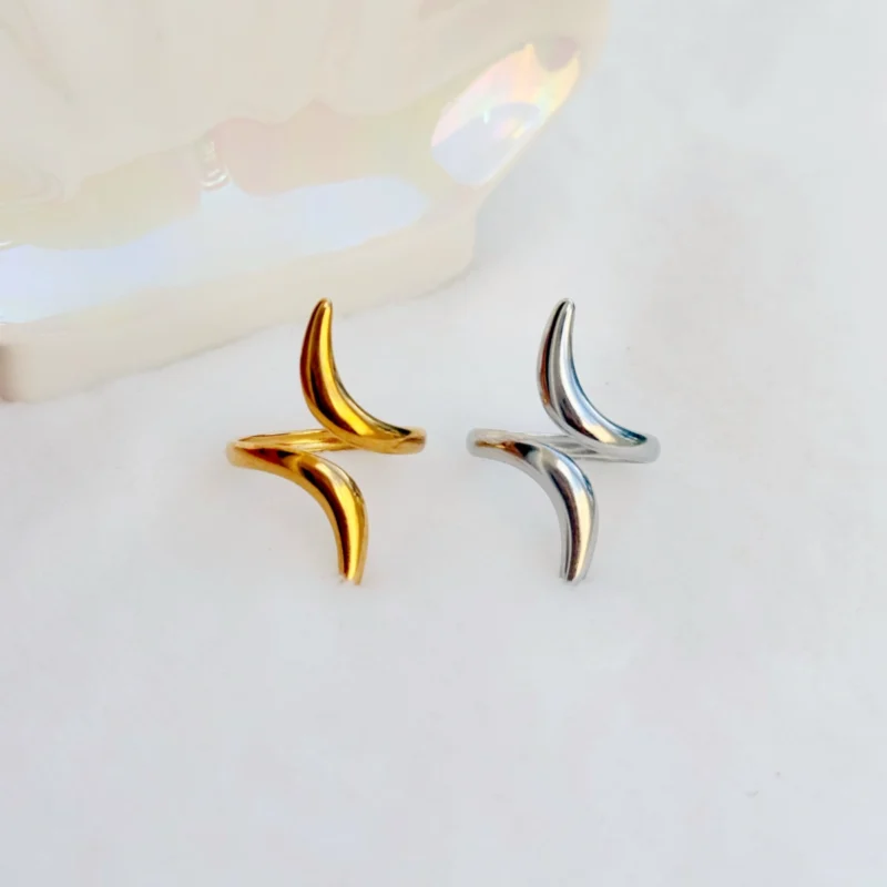 ANILLO CURVAS 06A - JOLIE, JOYERIA Y ACCESORIOS